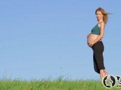 孕期散步有助于顺产吗 散步应留意四个要点