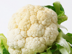 这些常见蔬菜是“抗癌明星” 菠菜防肺癌大蒜防胃癌